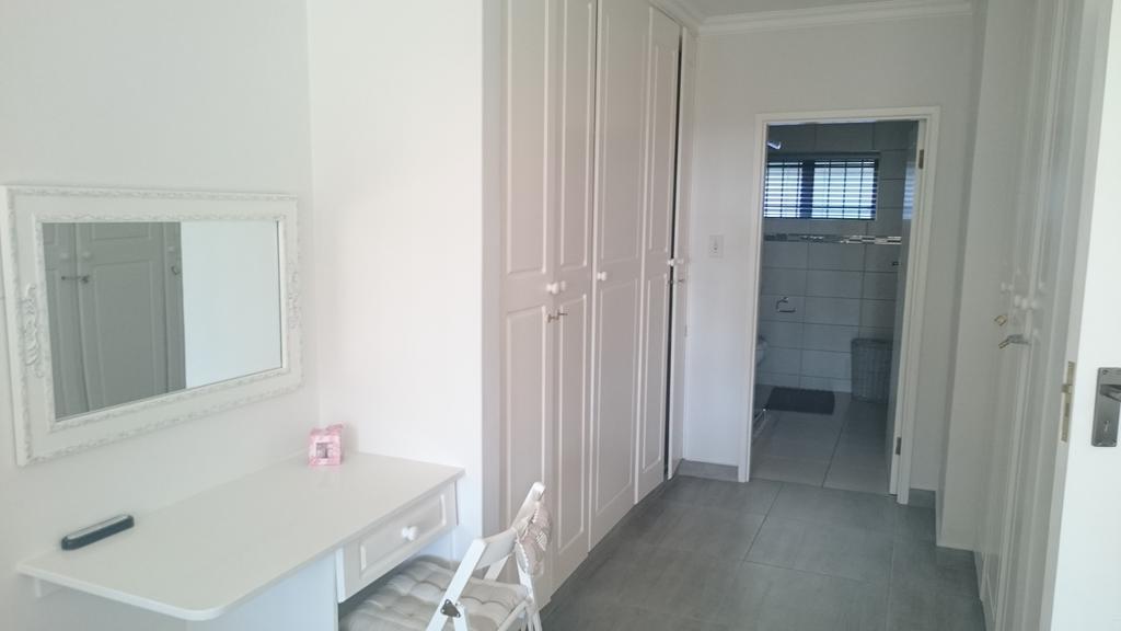 Unit 55 La Pirogue * Ballito